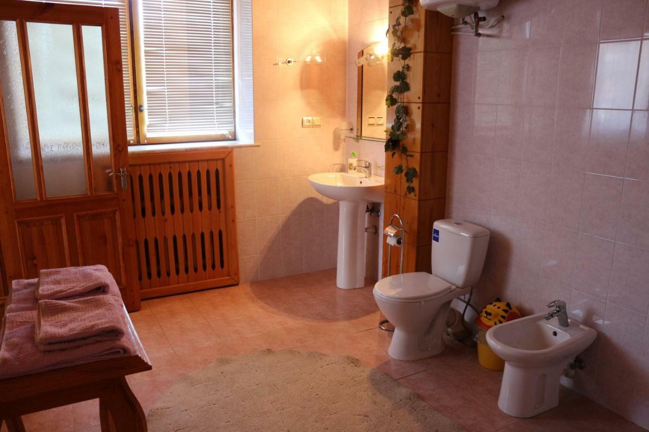 Усадьба-Музей Hotel Tirnauca Buitenkant foto